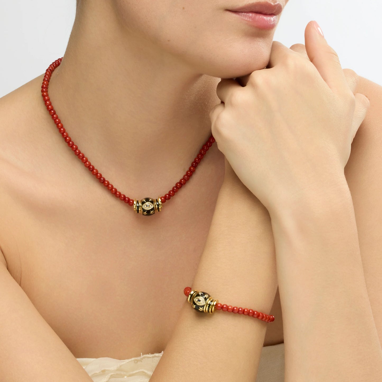 Pulsera acabado oro amarillo de 18k y Coral - Hamco