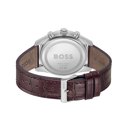 Detalle de la correa de piel marrón con acabado cocodrilo del reloj Hugo Boss Skytraveller Chronograph