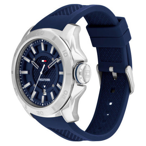 Esfera azul del reloj Tommy Hilfiger con tres agujas y cristal mineral