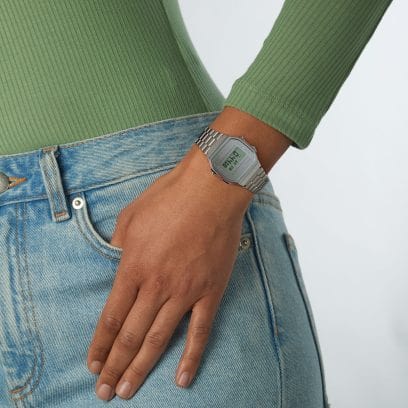 Casio A168WEM-7EF - puesto en la muñeca
