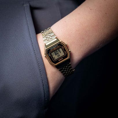 Reloj Casio LA680WEGA-1ER - puesto en la muñeca