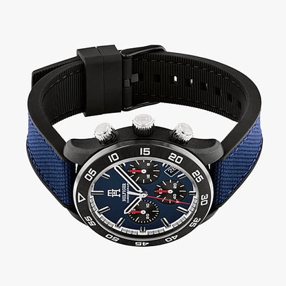 Esfera de cronógrafo azul marino del reloj Tommy Hilfiger con tres subesferas negras y indicador de fecha