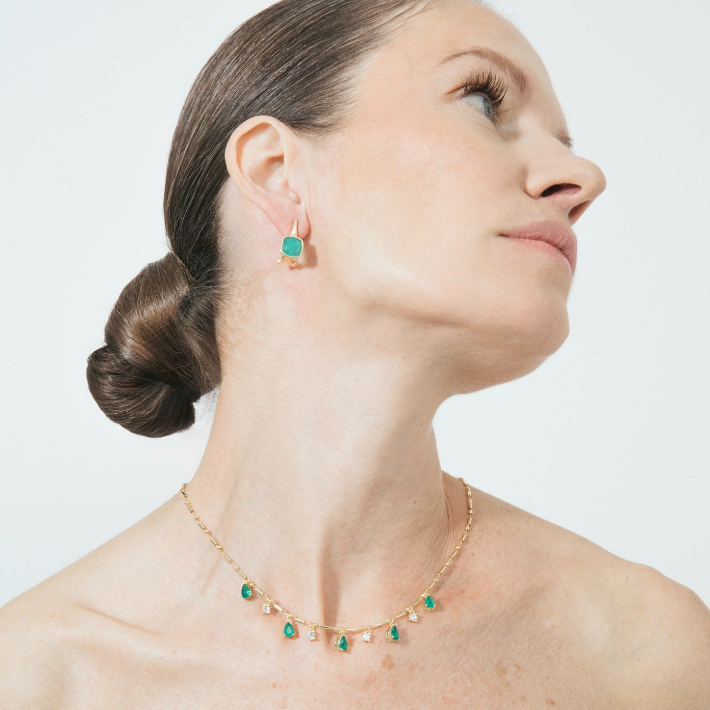 Collar de Plata de Ley 925 y Cuarzo Hidrotermal Verde Paraiba acabado en oro amarillo 18k - Lakrom