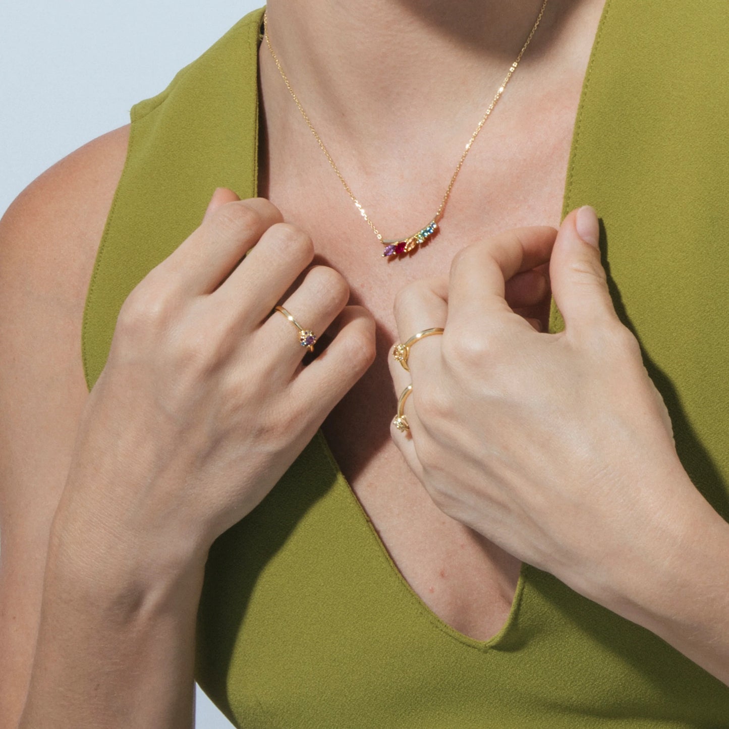 Anillo de Plata de Ley 925 y Circonita Multicolor acabado en oro amarillo 18k - Aldra - Marron