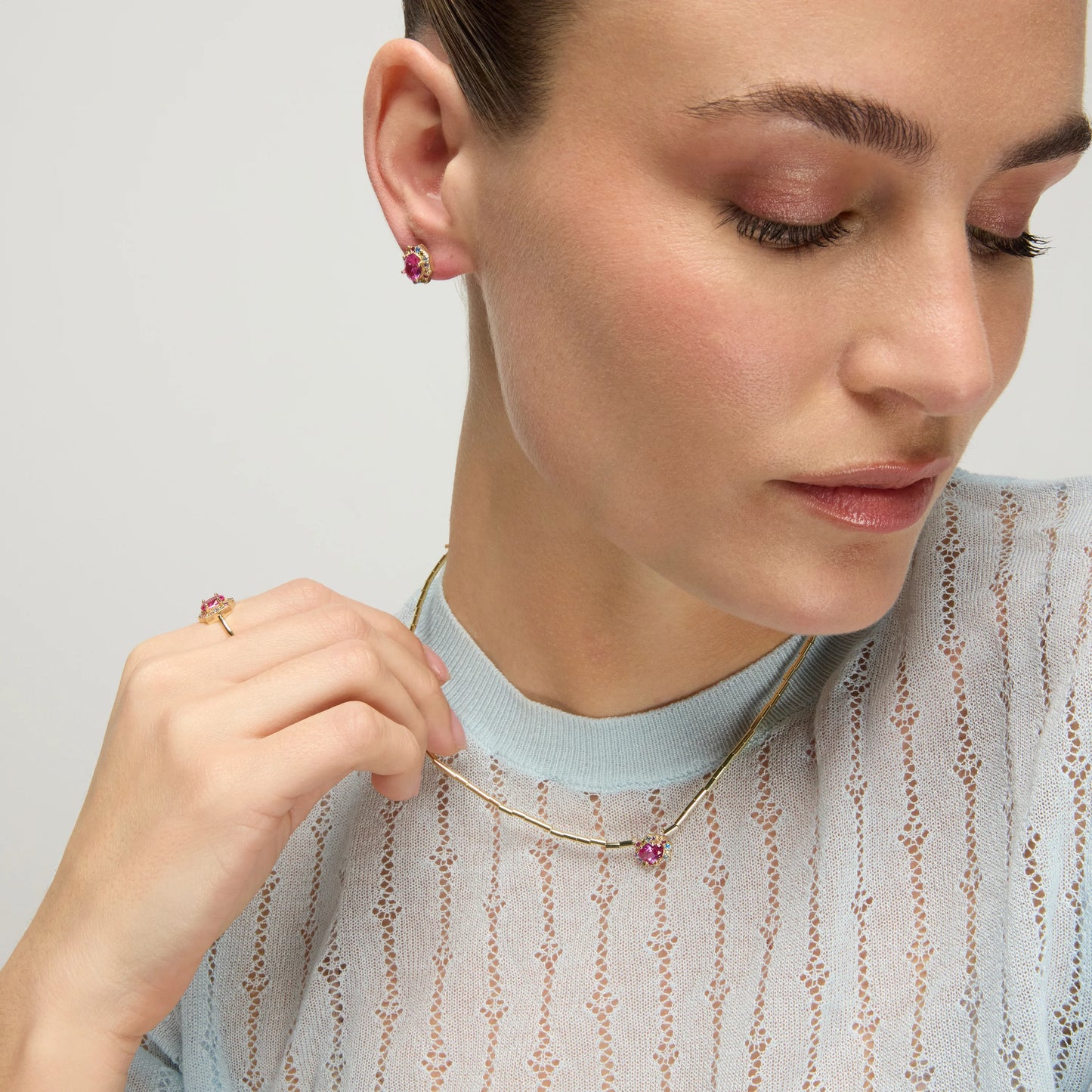 Anillo de Plata de Ley 925 y Circonita Rubí acabado oro amarillo de 18k - Mezay