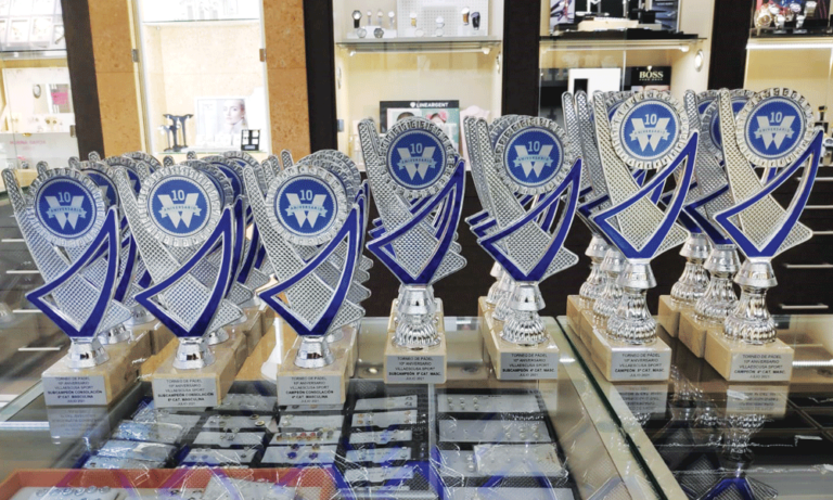 trofeos-pequeños-padel